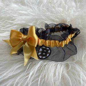 Boston Bruins garter belt